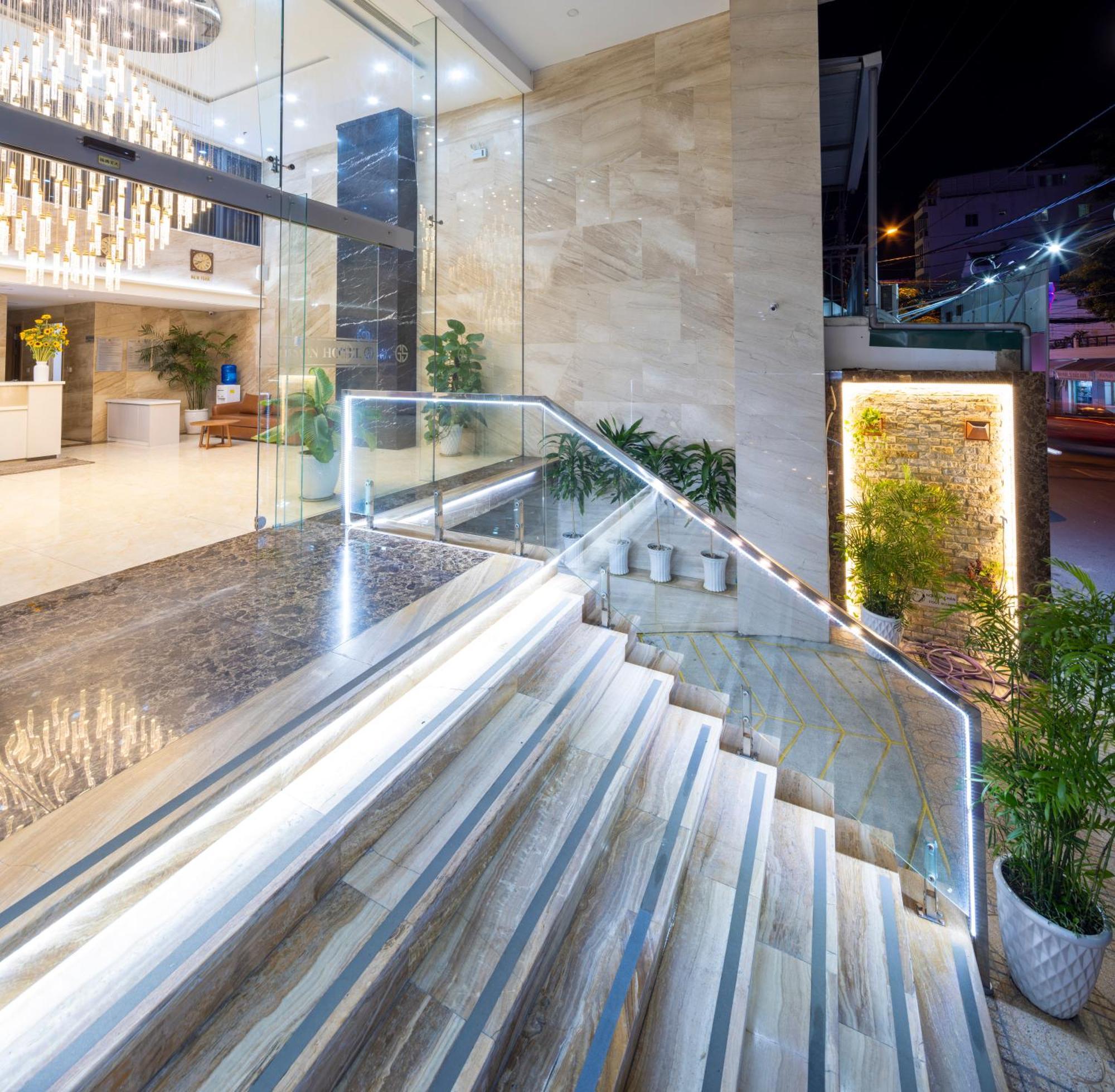 Gibson Hotel Nha Trang Exterior foto