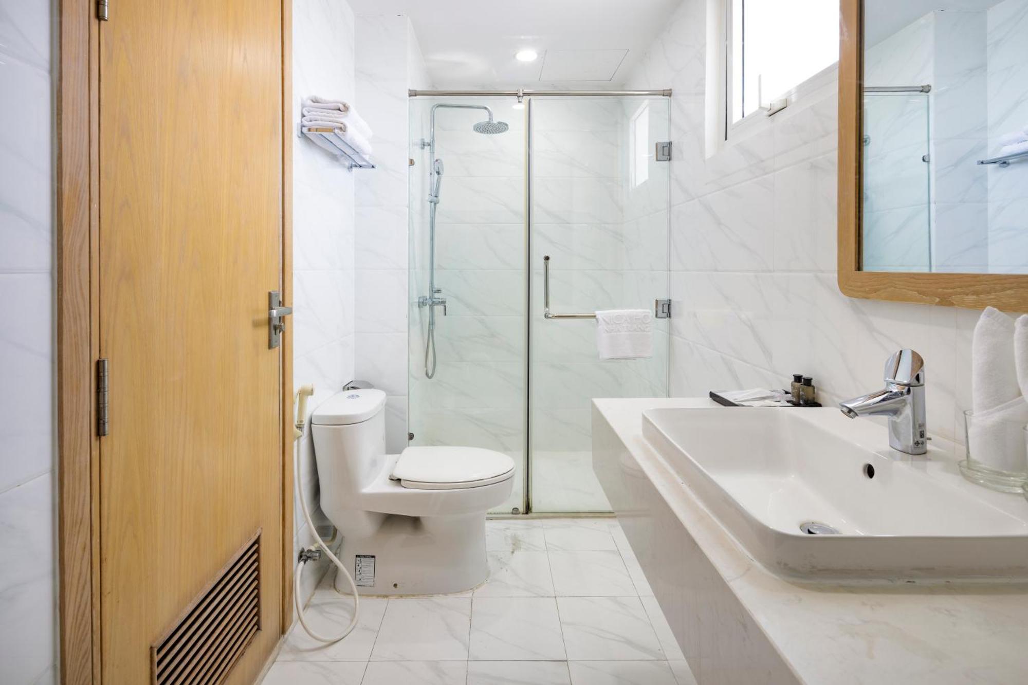 Gibson Hotel Nha Trang Exterior foto