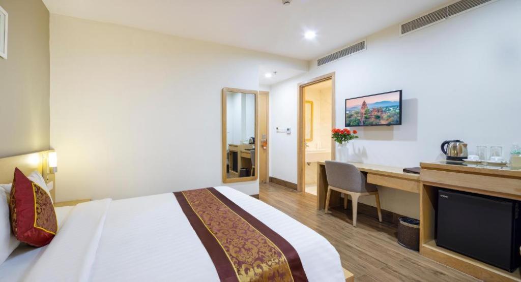 Gibson Hotel Nha Trang Exterior foto